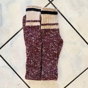 !!!!! FREE READING SOCKS/COZY FLUFFY !!!!!